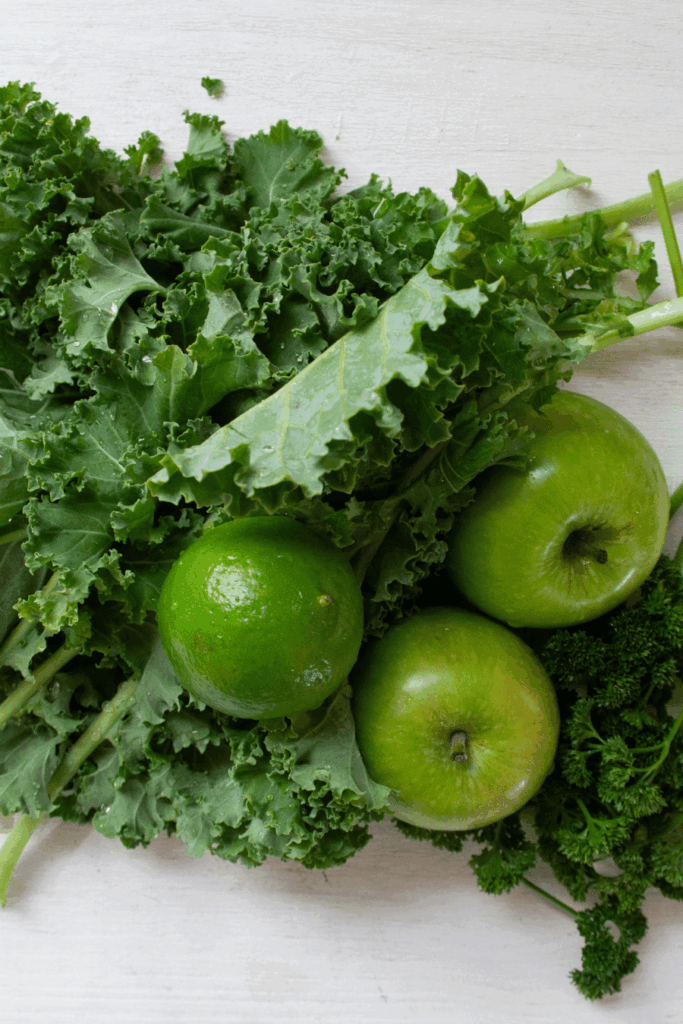 kale, parsley, apple, lime